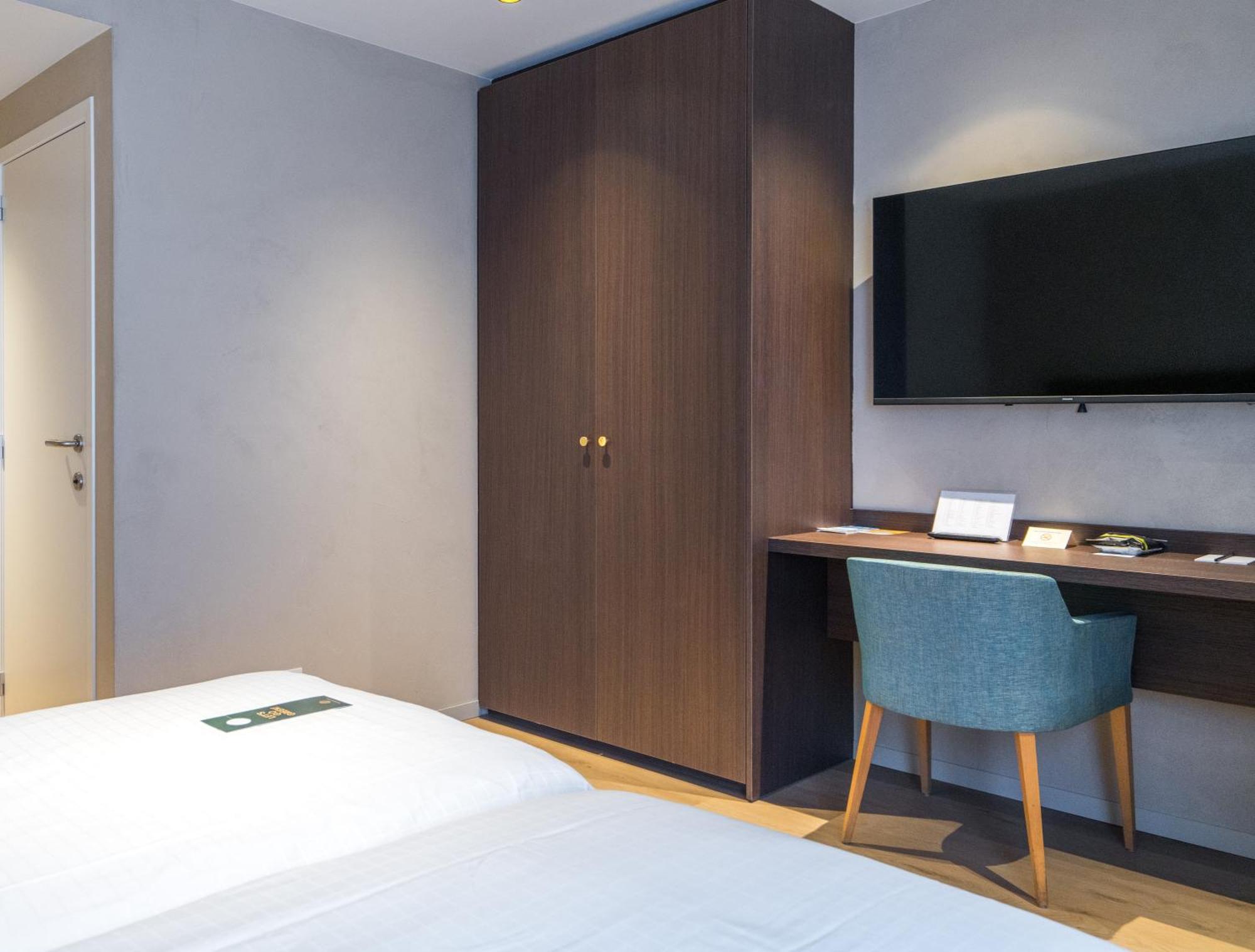 Business By Parkhotel -Annex- Arrondissement di Courtrai Esterno foto