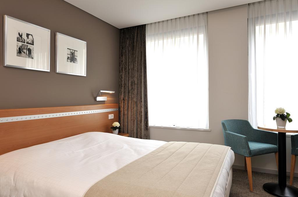 Business By Parkhotel -Annex- Arrondissement di Courtrai Camera foto